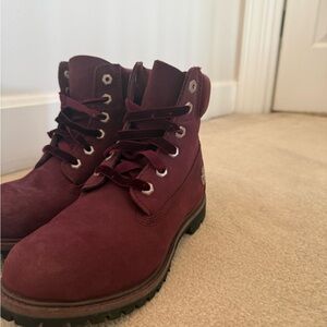 listing-status-banner